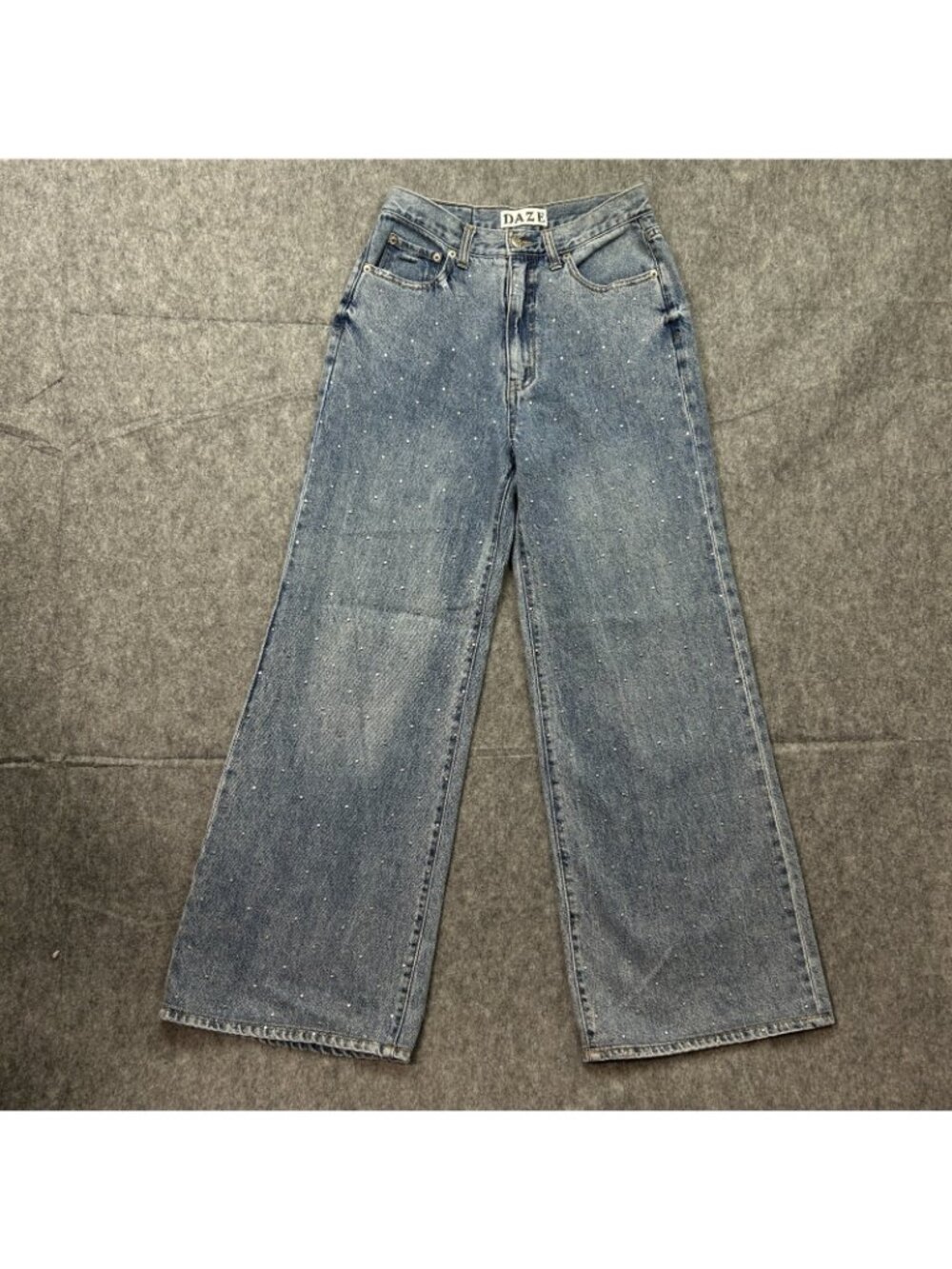 Daze Far Out High Rise Wide Leg Jeans Women's Size 27 Studded Twinkle Wash Denim - Picture 2 of 12